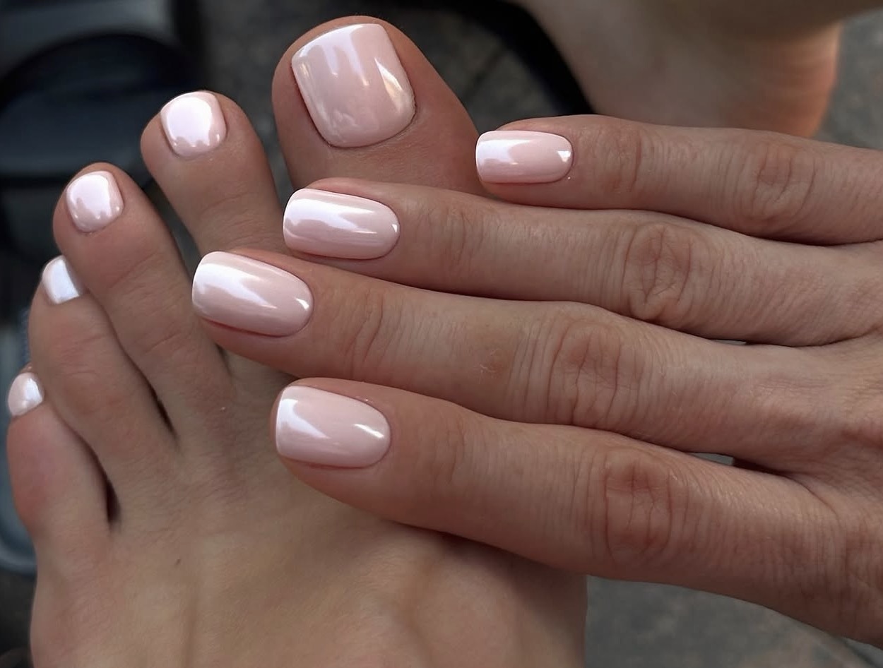 Manicure & Pedicure